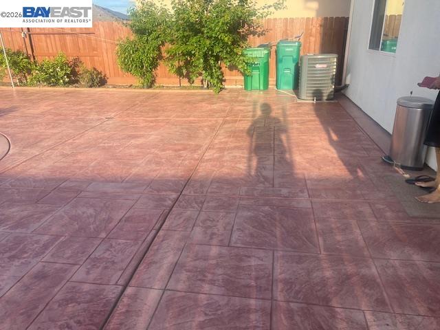 3319 Seger Way Stockton, CA 95212 - Photo 4 of 9 a view of a backyard of the house