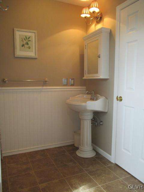 574 Richmond Road Bangor, PA 18013 - Photo 18 of 34 Gallery Image 18