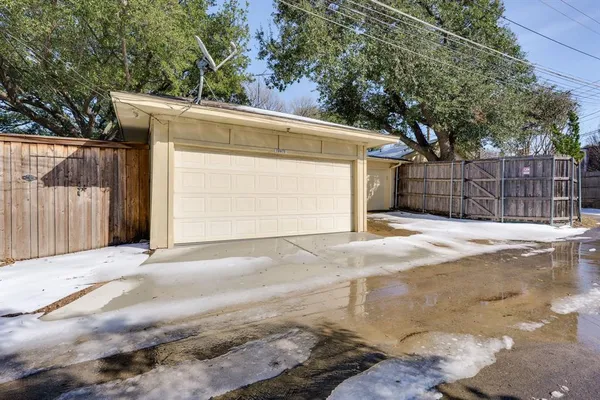 $499,000 | 10521 Sandpiper Lane, Dallas, TX 75230