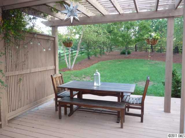 1135 Dove Trace Tega Cay, SC 29708 - Photo 2 of 16 Gallery Image 2