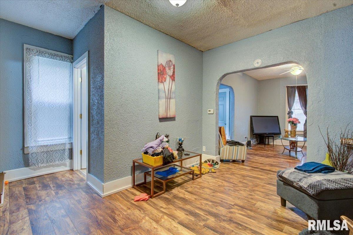 218 North MacArthur Boulevard Springfield, IL 62702 - Photo 8 of 15 Gallery Image 8