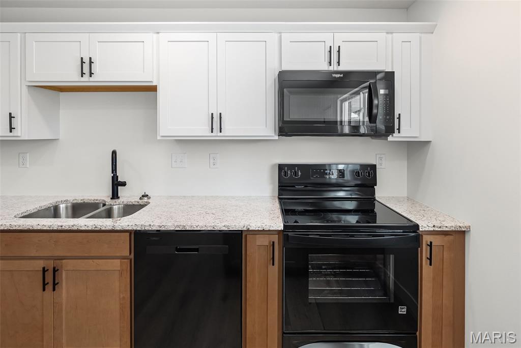 2301 Wedgewood Drive Alton, IL 62002 - Photo 19 of 38