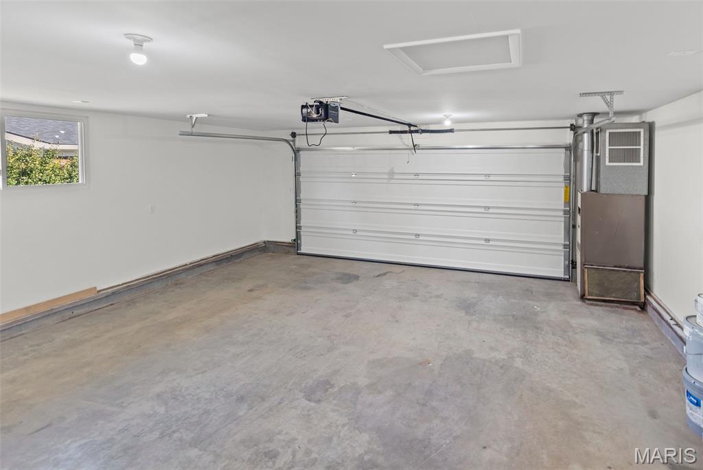 2301 Wedgewood Drive Alton, IL 62002 - Photo 27 of 38