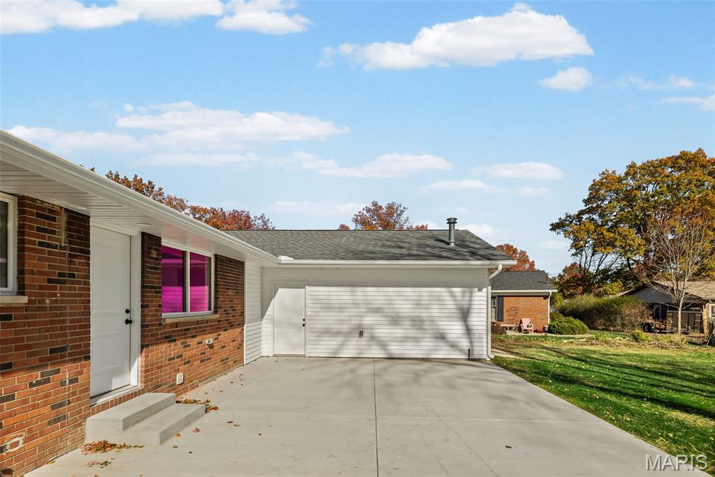 2301 Wedgewood Drive Alton, IL 62002 - Photo 6 of 38