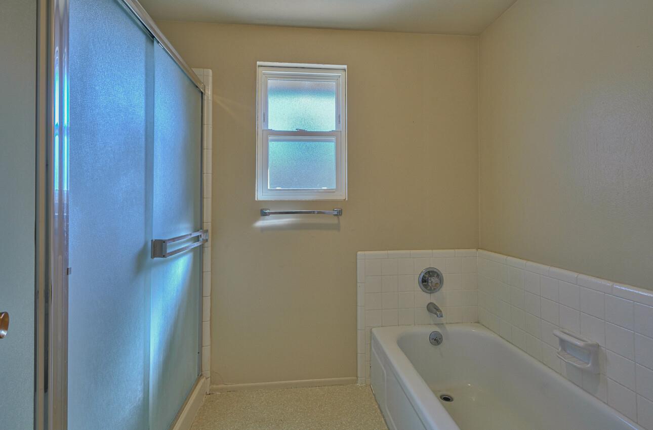 23007 Espada Drive Salinas, CA 93908 - Photo 21 of 39 a bathroom with a bathtub
