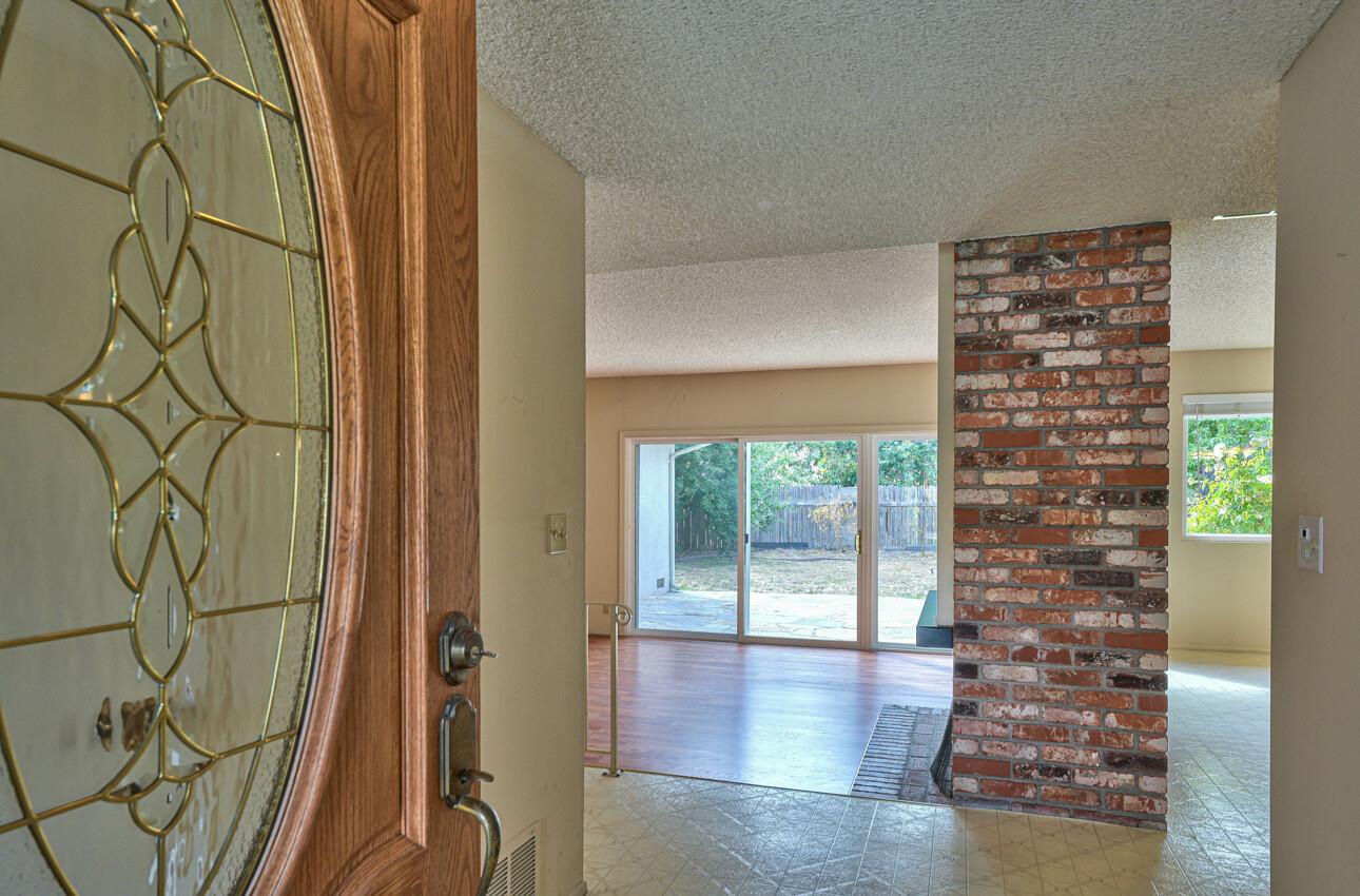 23007 Espada Drive Salinas, CA 93908 - Photo 4 of 39