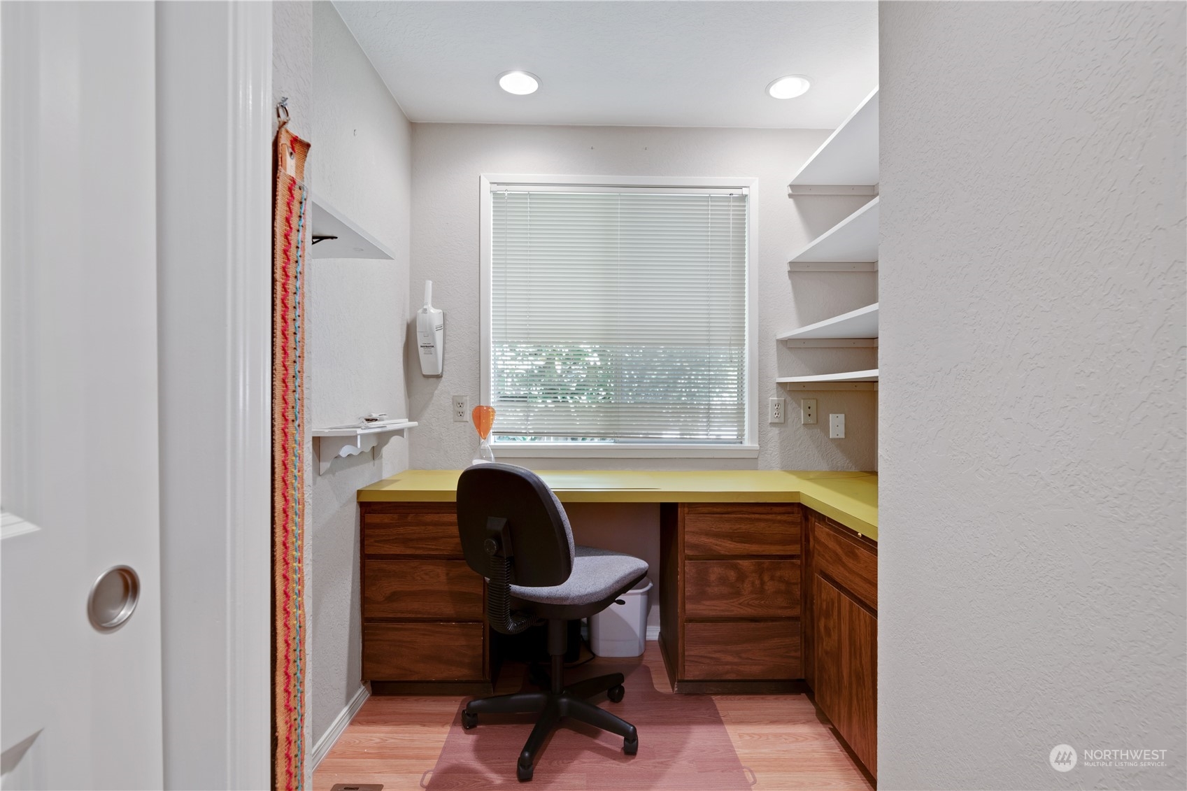 13316 Northeast 73rd Street Redmond, WA 98052 - Photo 11 of 29