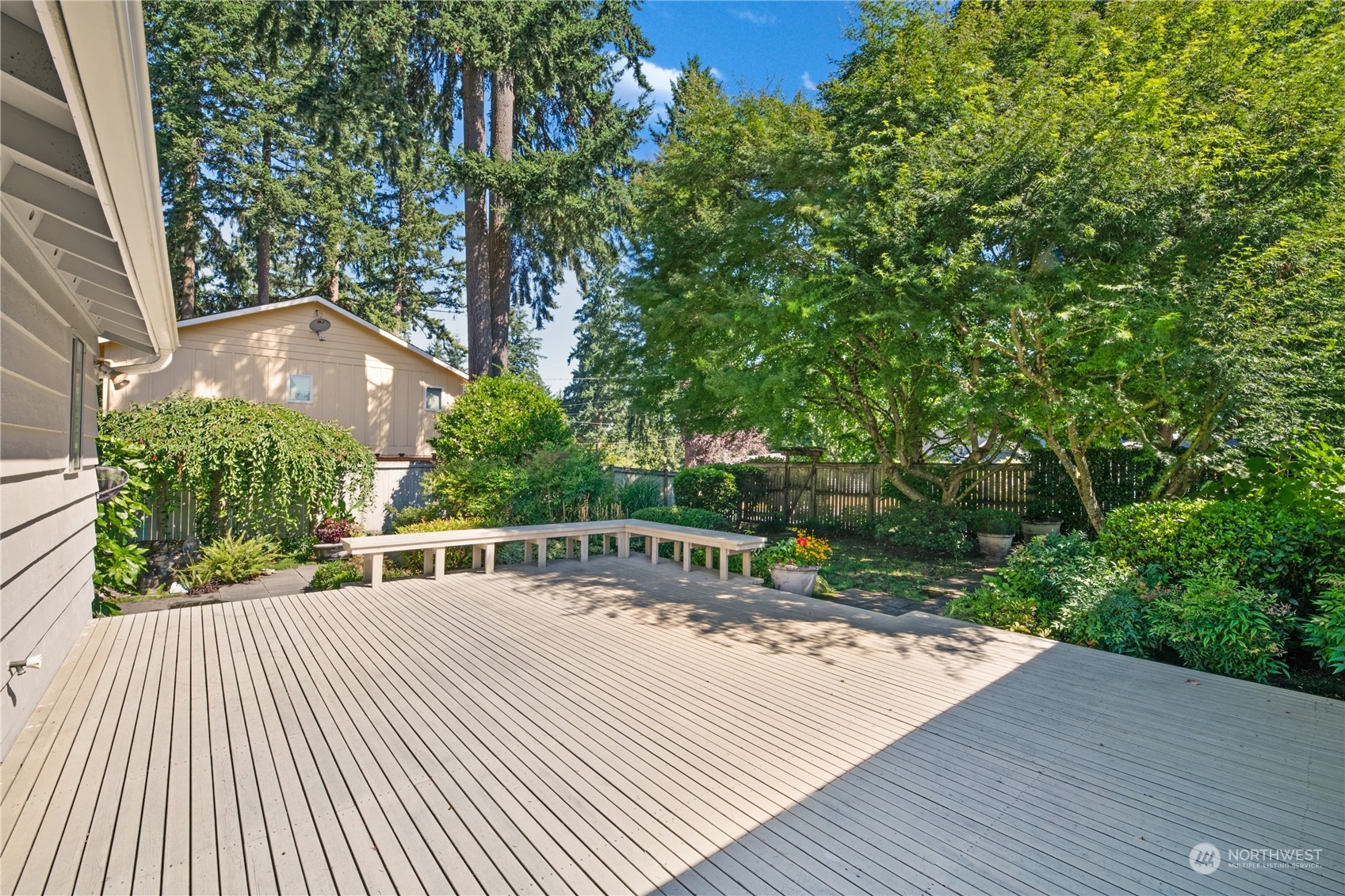 13316 Northeast 73rd Street Redmond, WA 98052 - Photo 21 of 29