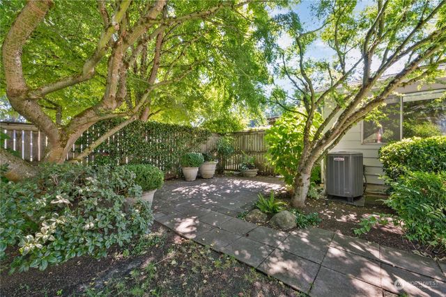 $1,382,000 | 13316 Northeast 73rd Street, Redmond, WA 98052