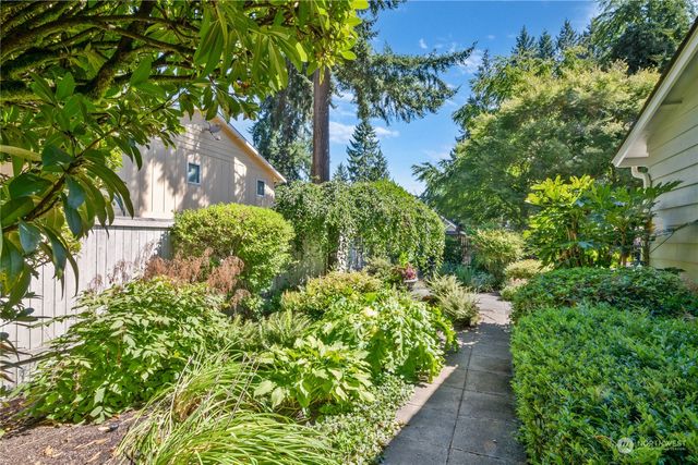 $1,382,000 | 13316 Northeast 73rd Street, Redmond, WA 98052