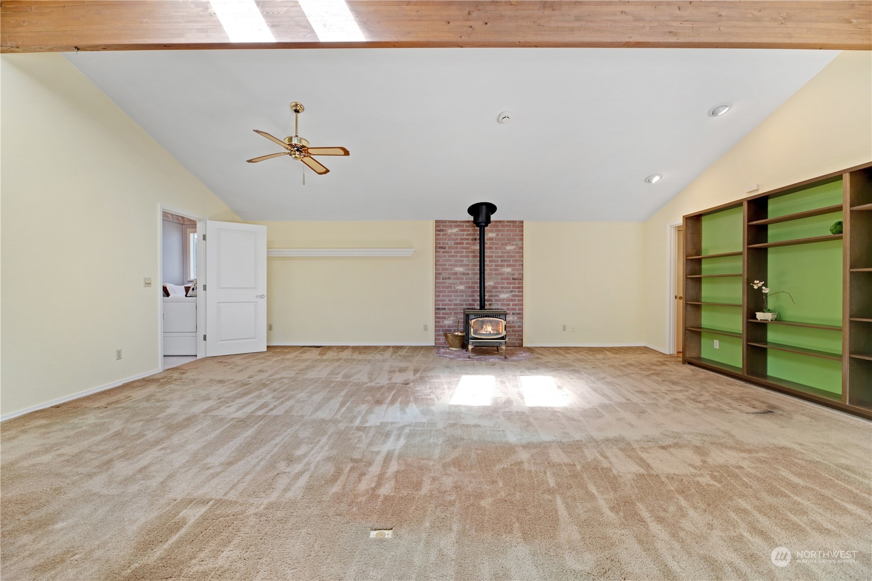 13316 Northeast 73rd Street Redmond, WA 98052 - Photo 9 of 29