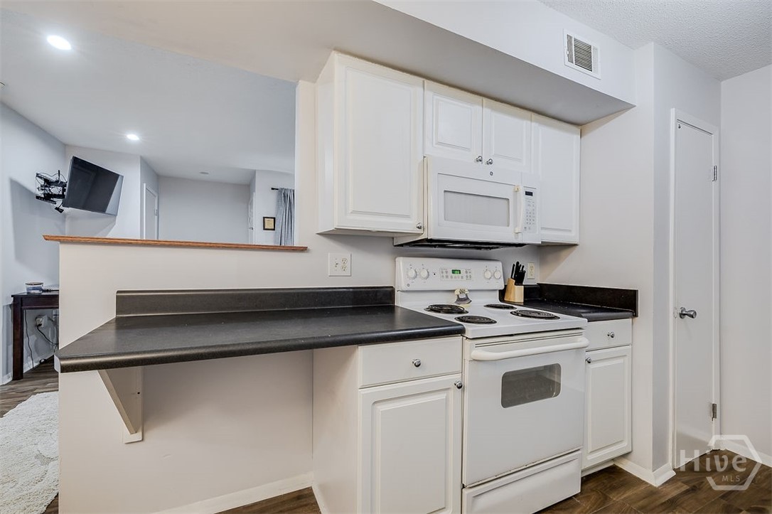 401 North Cromwell Road, Unit C6 Savannah, GA 31410 - Photo 12 of 34