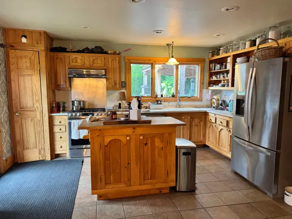 $479,000 | 217 Ferry Road, Ferrisburgh, VT 05491