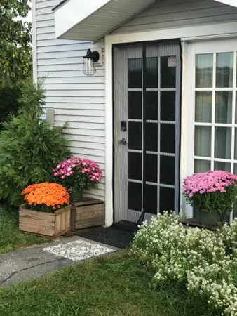 $479,000 | 217 Ferry Road, Ferrisburgh, VT 05491