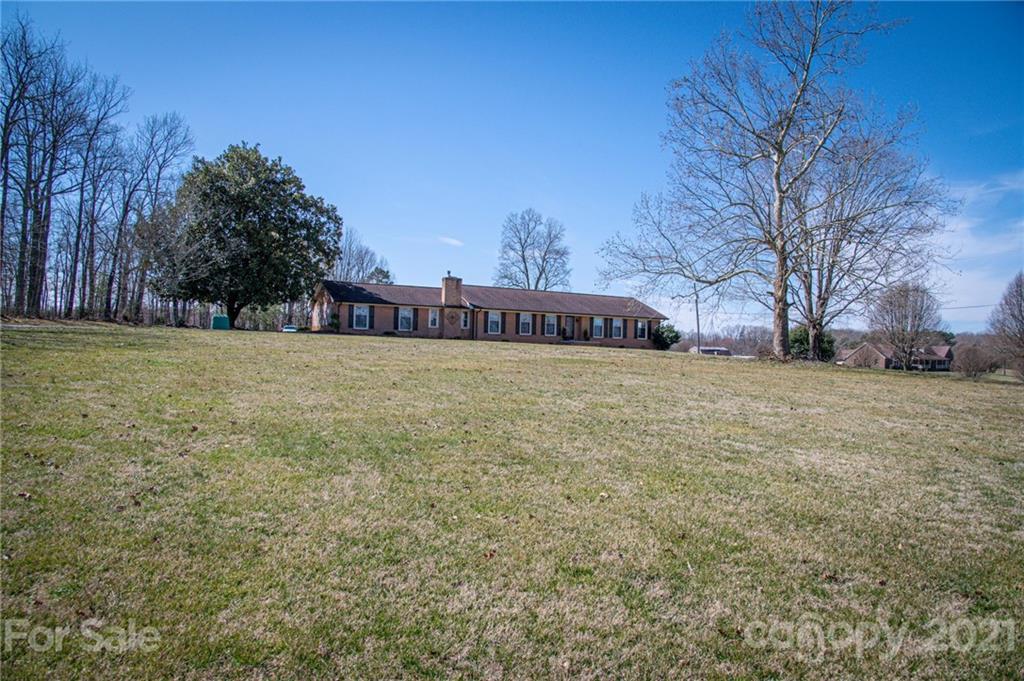 4427 Caldwell Road Newton, NC 28658 - Photo 40 of 43 Gallery Image 40