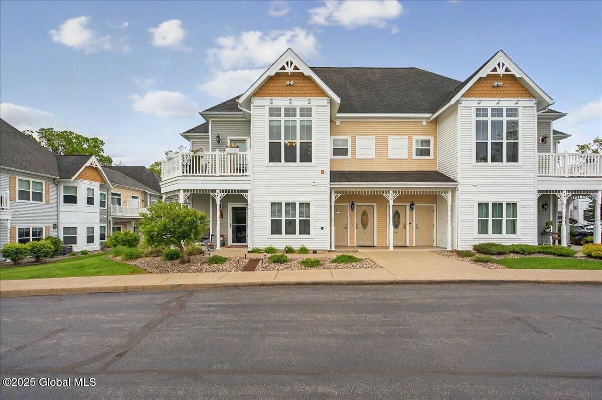 802 Heather Lane Altamont, NY 12009 - Photo 5 of 52 02-802 HEATHER-40