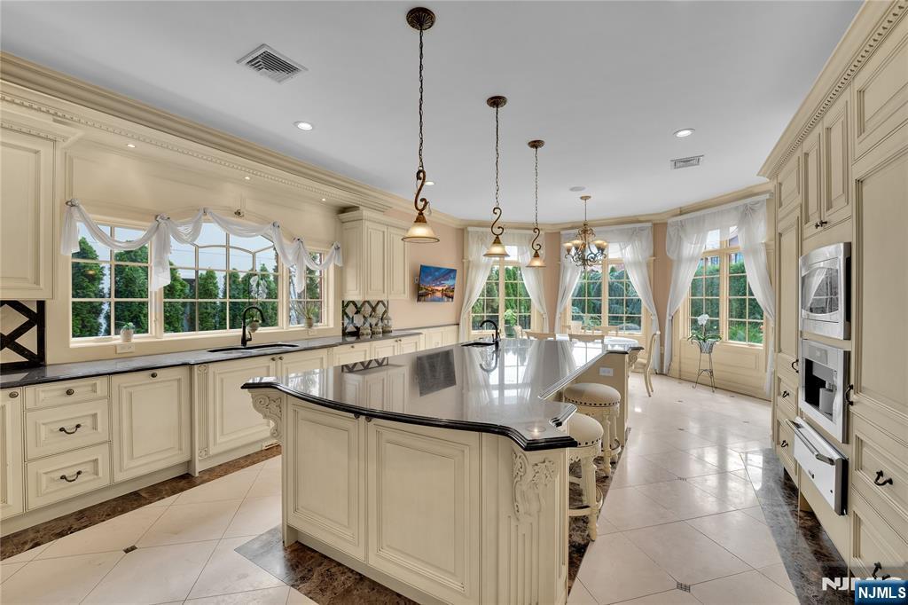 2 Euclid Road Fort Lee, NJ 07024 - Photo 12 of 44 Gallery Image 12