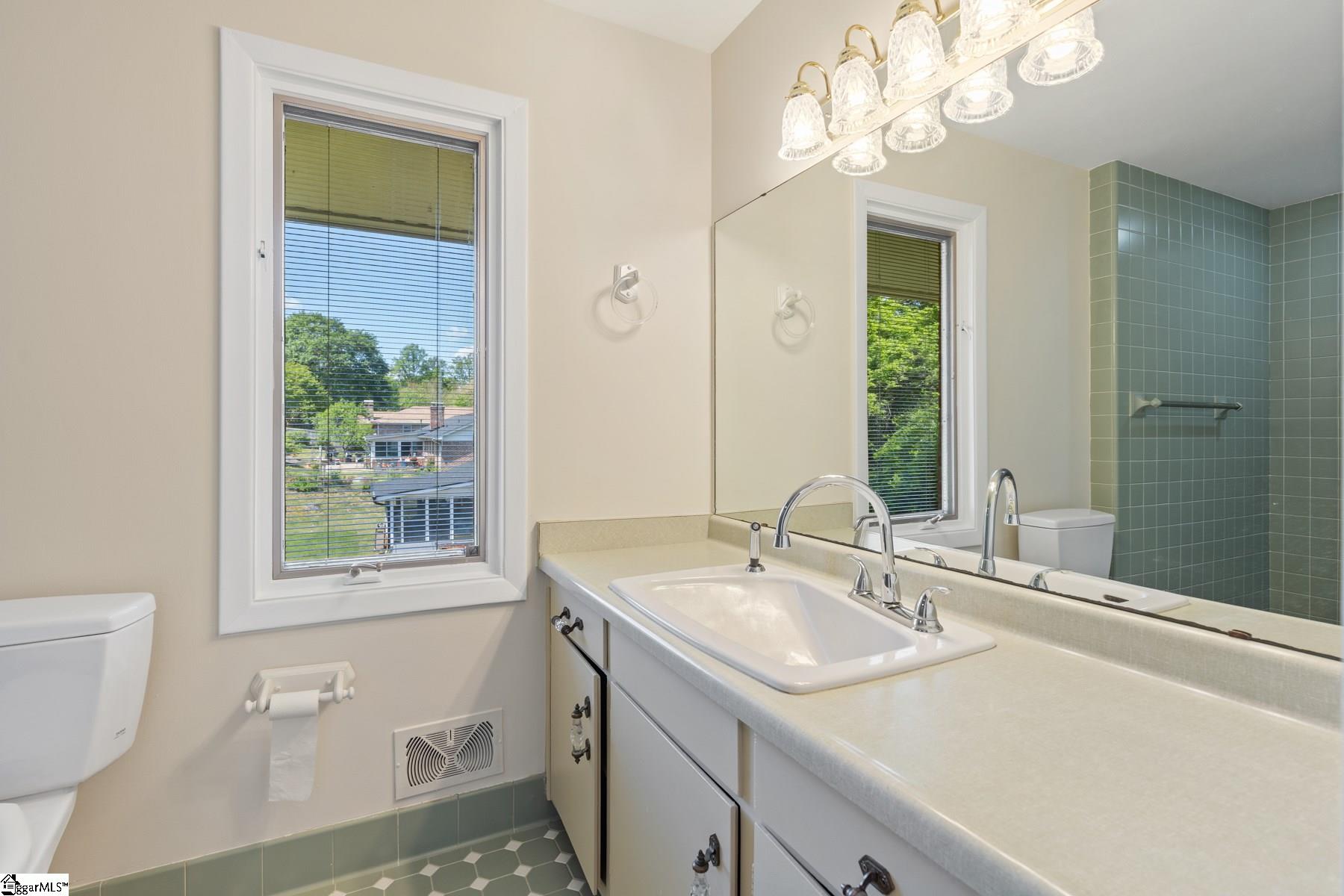 827 Butler Springs Road Greenville, SC 29615 - Photo 25 of 36 Gallery Image 25