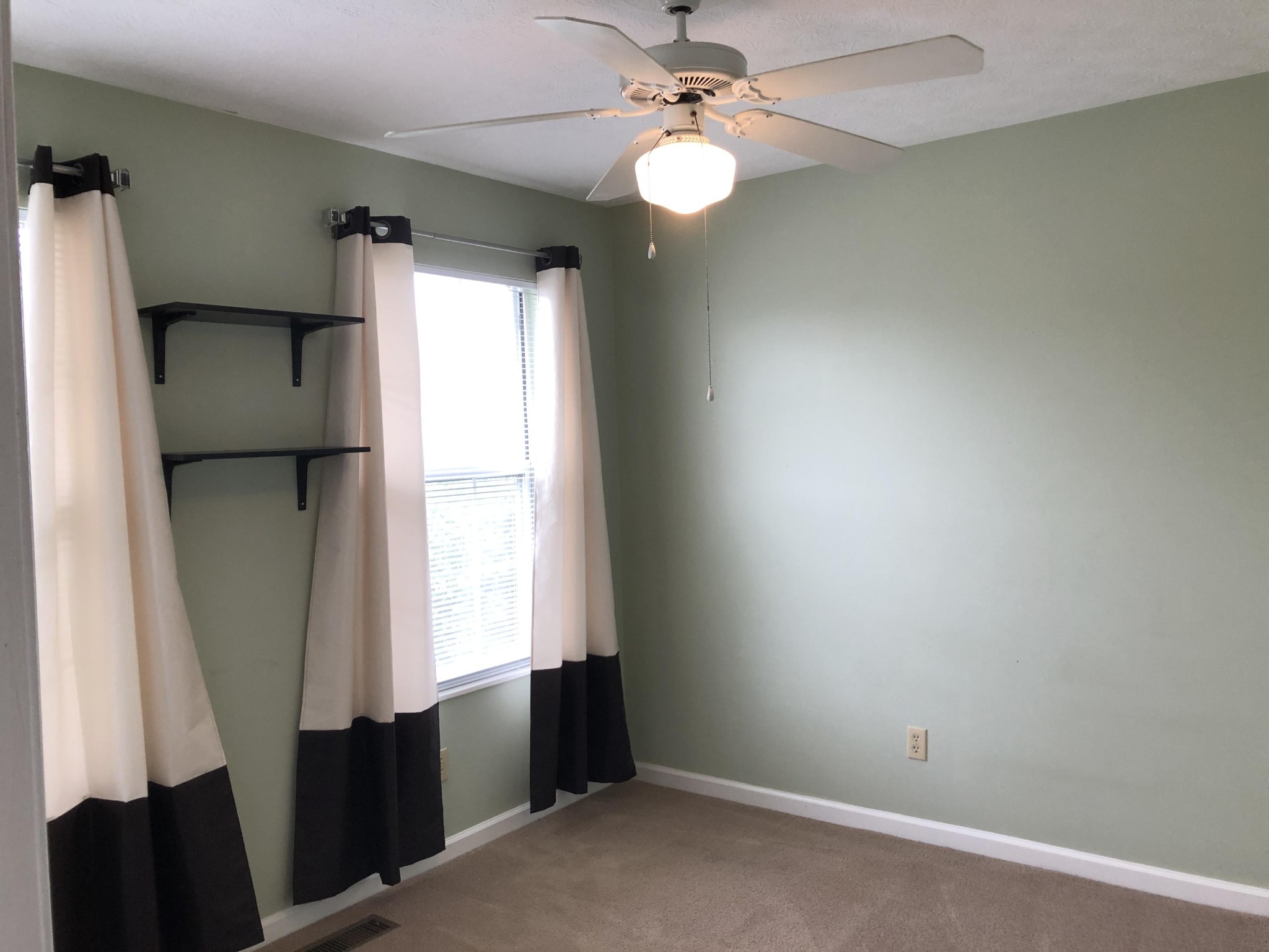 106 Capital Circle Oak Ridge, TN 37830 - Photo 15 of 21 Gallery Image 15