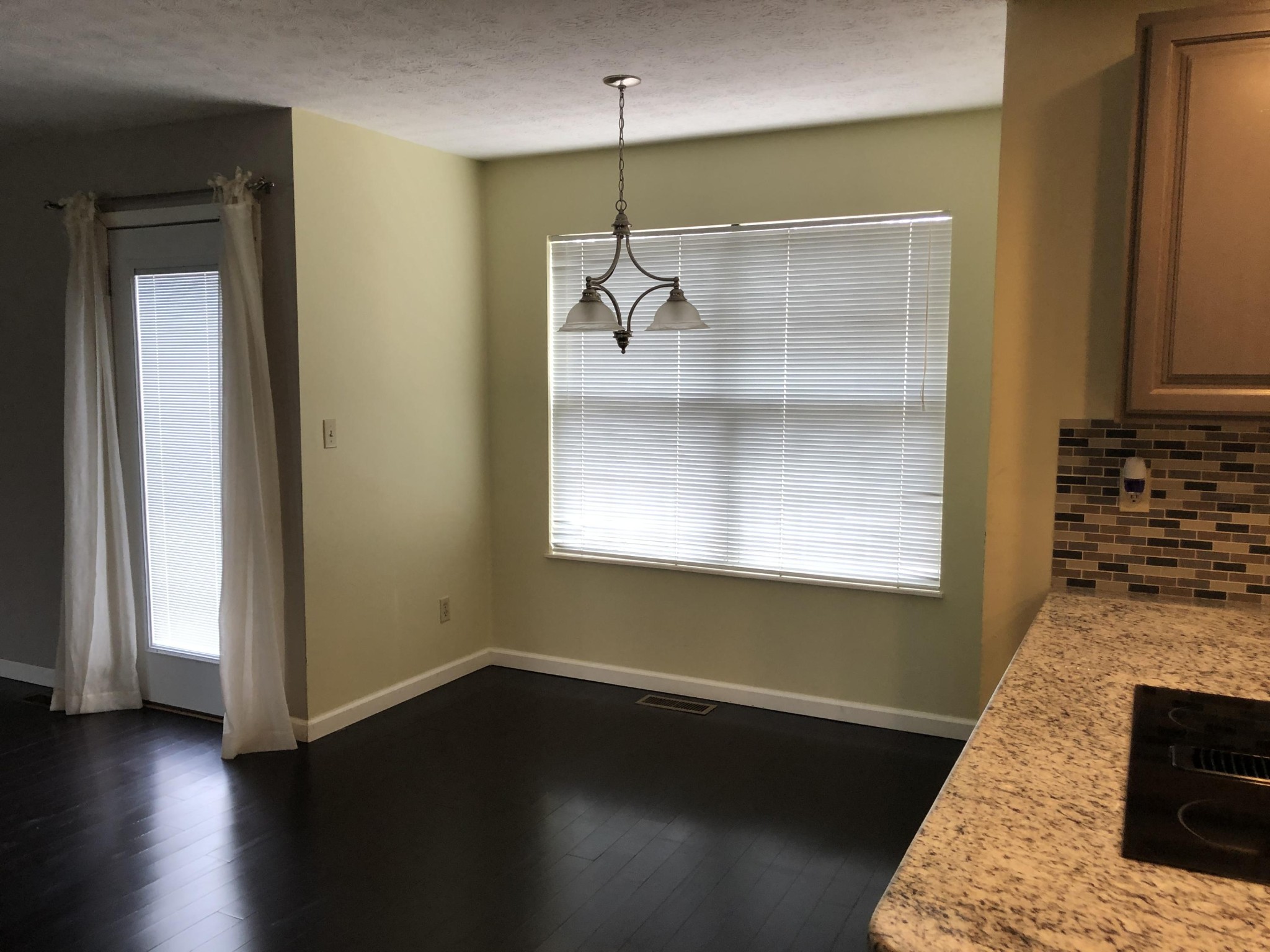 106 Capital Circle Oak Ridge, TN 37830 - Photo 4 of 21 Gallery Image 4