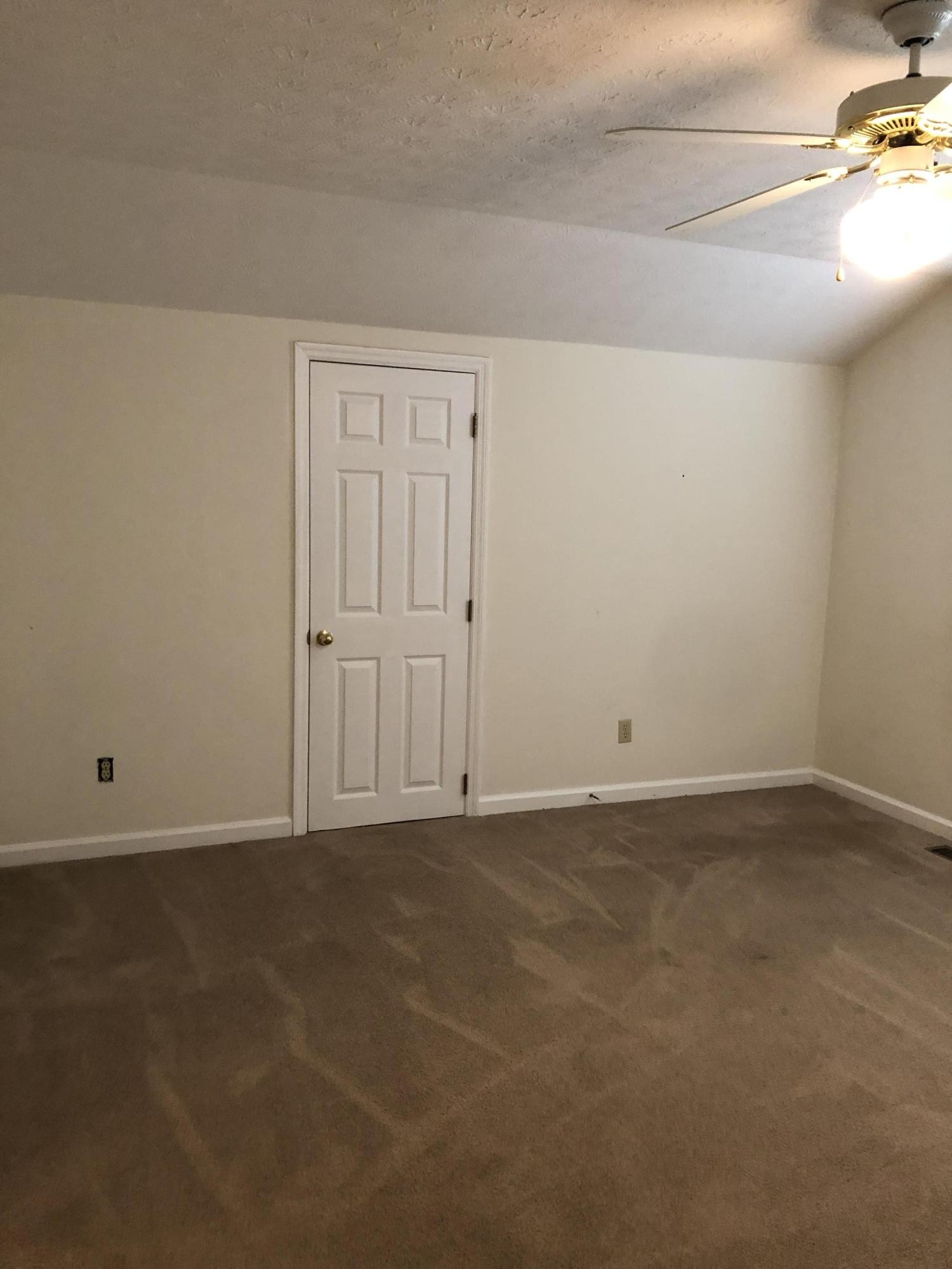 106 Capital Circle Oak Ridge, TN 37830 - Photo 10 of 21 Gallery Image 10