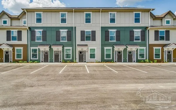 $2,145 | 8573 Myslak Way, Pensacola, FL 32526