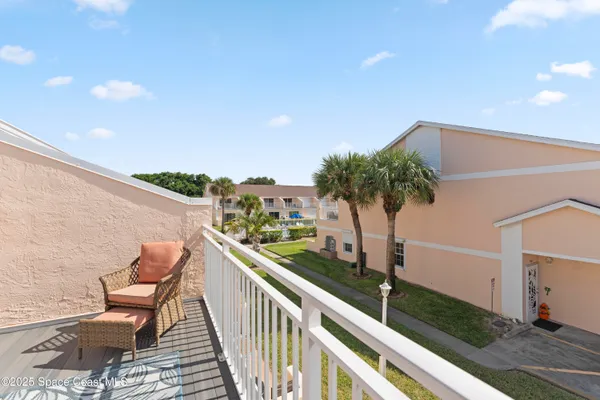 $2,100 | 135 Escambia Lane, Unit 204, Cocoa Beach, FL 32931
