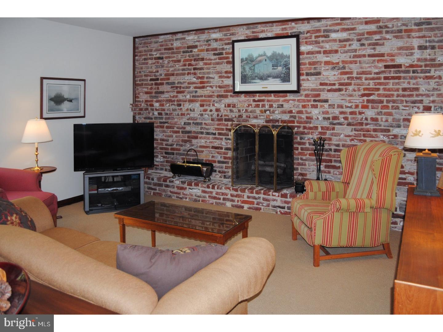 2913 Defford Road Norristown, PA 19403 - Photo 5 of 23 Gallery Image 5