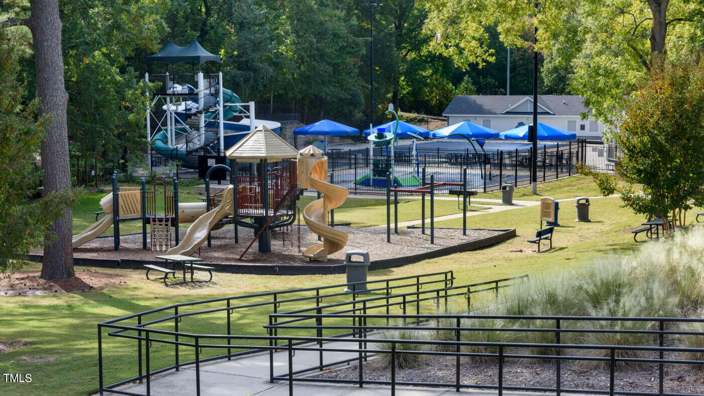 11062 Ligon Mill Road, Unit 100 Wake Forest, NC 27587 - Photo 36 of 42 RAL_Wakeforest_Areaphotos_HoldingPoolPar