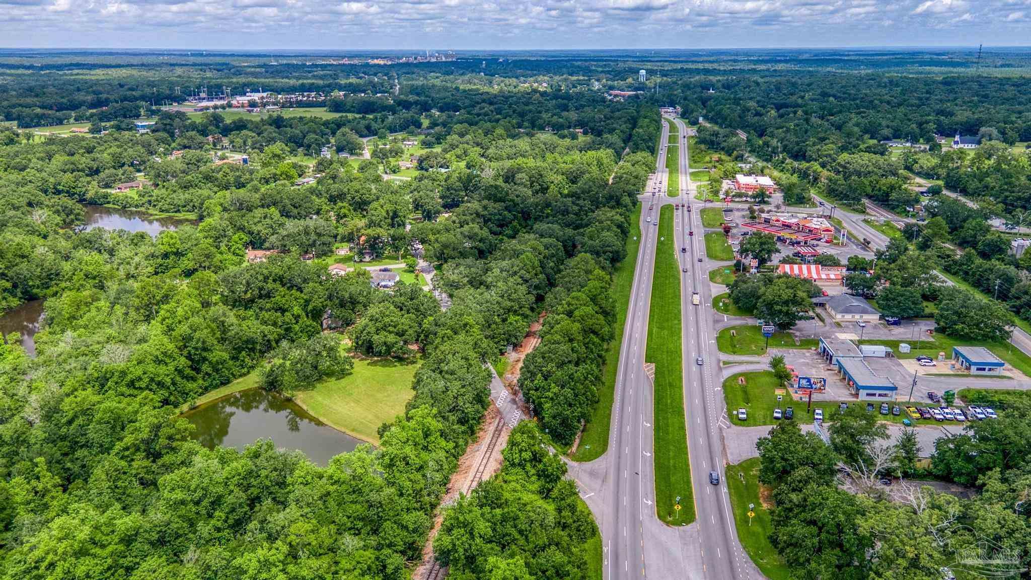 2345 Pompano Street Cantonment, FL 32533 - Photo 25 of 48