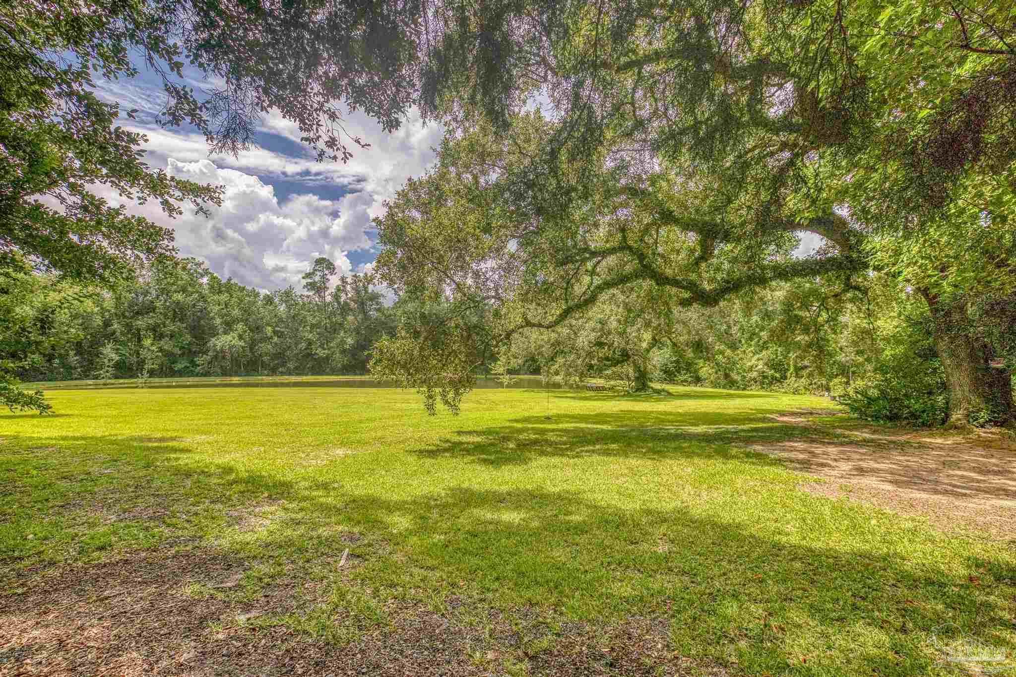 2345 Pompano Street Cantonment, FL 32533 - Photo 9 of 48