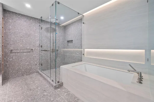 $3,400,000 | 900 North Ocean Boulevard, Unit 702, Pompano Beach, FL 33062