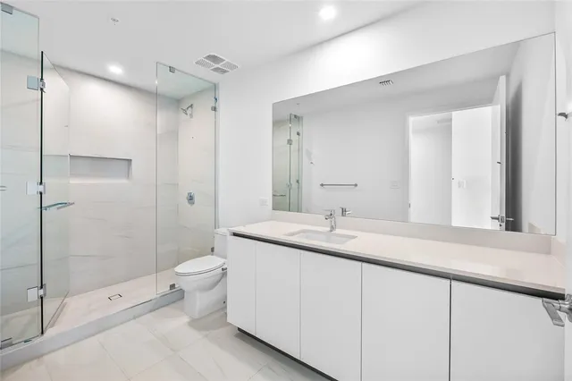 $3,400,000 | 900 North Ocean Boulevard, Unit 702, Pompano Beach, FL 33062