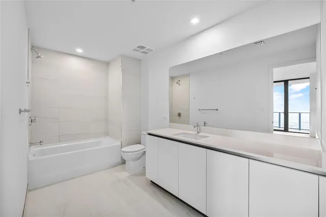 $3,400,000 | 900 North Ocean Boulevard, Unit 702, Pompano Beach, FL 33062