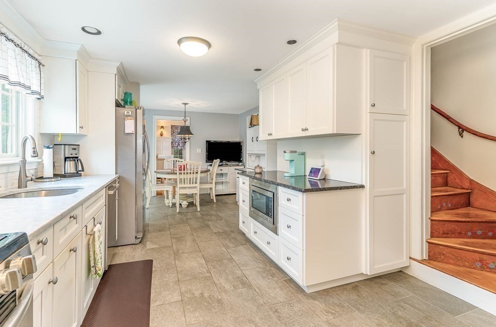 166 Willow Road Nahant, MA 01908 - Photo 13 of 41 Gallery Image 13