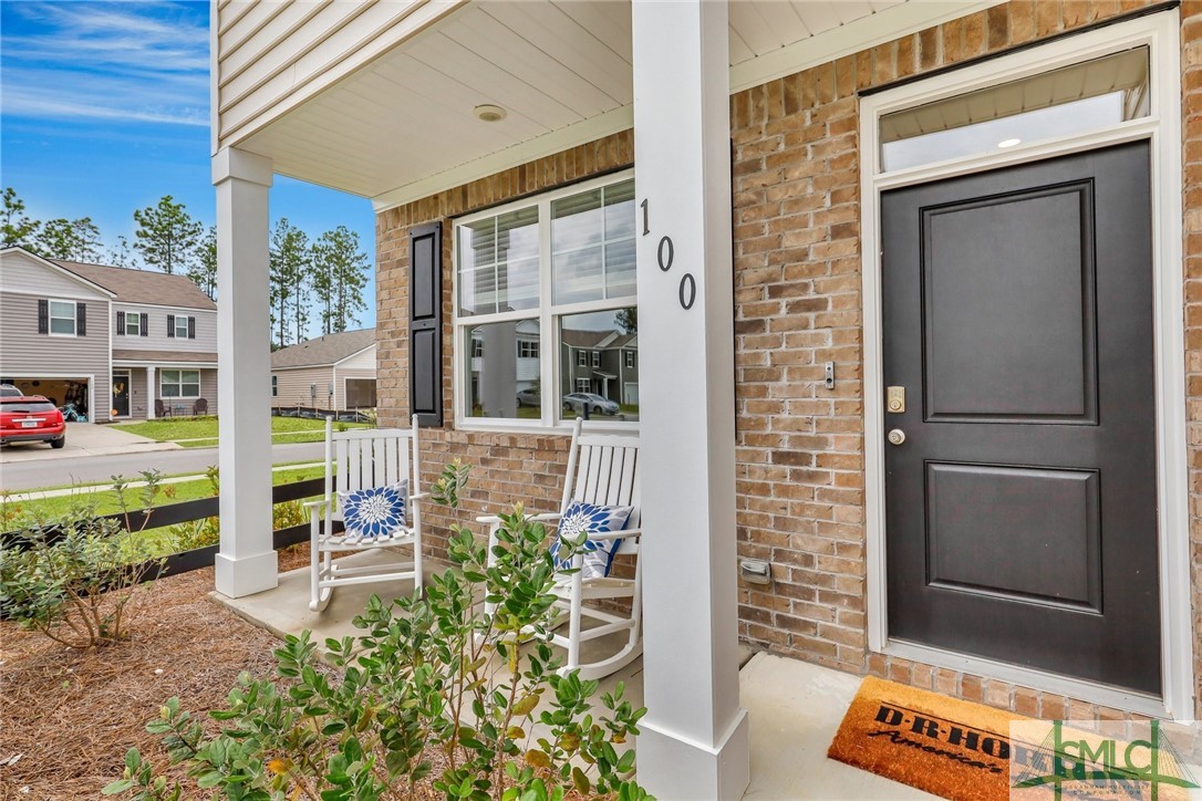 134 Charles Lane Pooler, GA 31322 - Photo 3 of 44 Pictures, photographs, colors, features & sizes ar