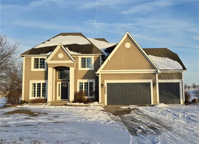 $619,000 | 21201 South Jefferson Parkway, Pleasant Hill, MO 64080