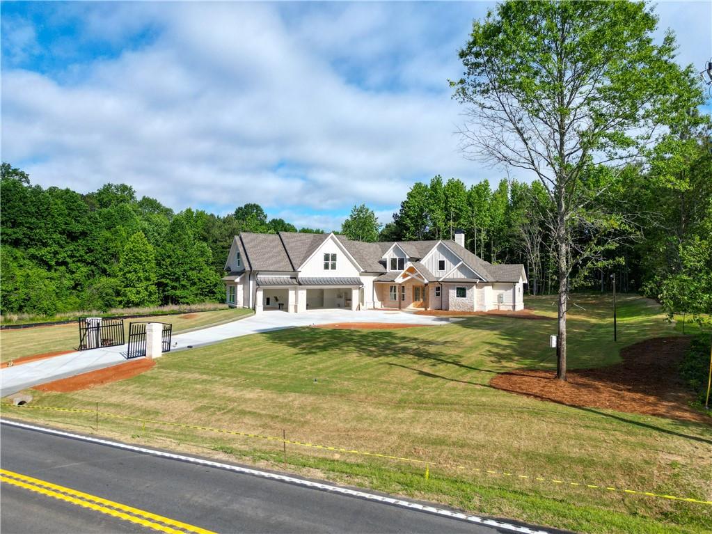 2889 Briscoe Road Loganville, GA 30052 - Photo 3 of 6