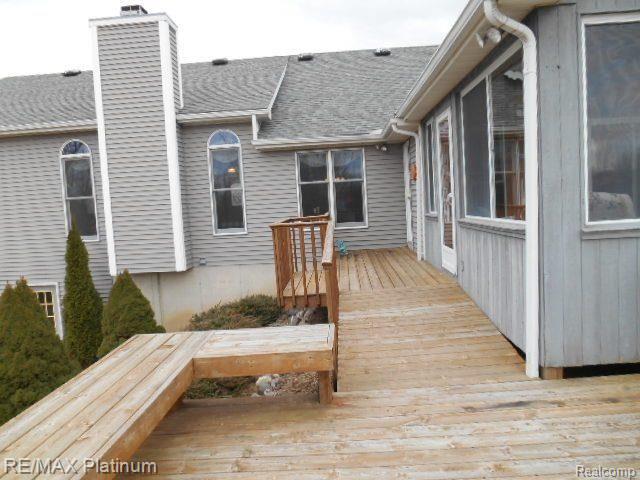 8778 West Sherwood Road Fowlerville, MI 48836 - Photo 19 of 20 Back Decking