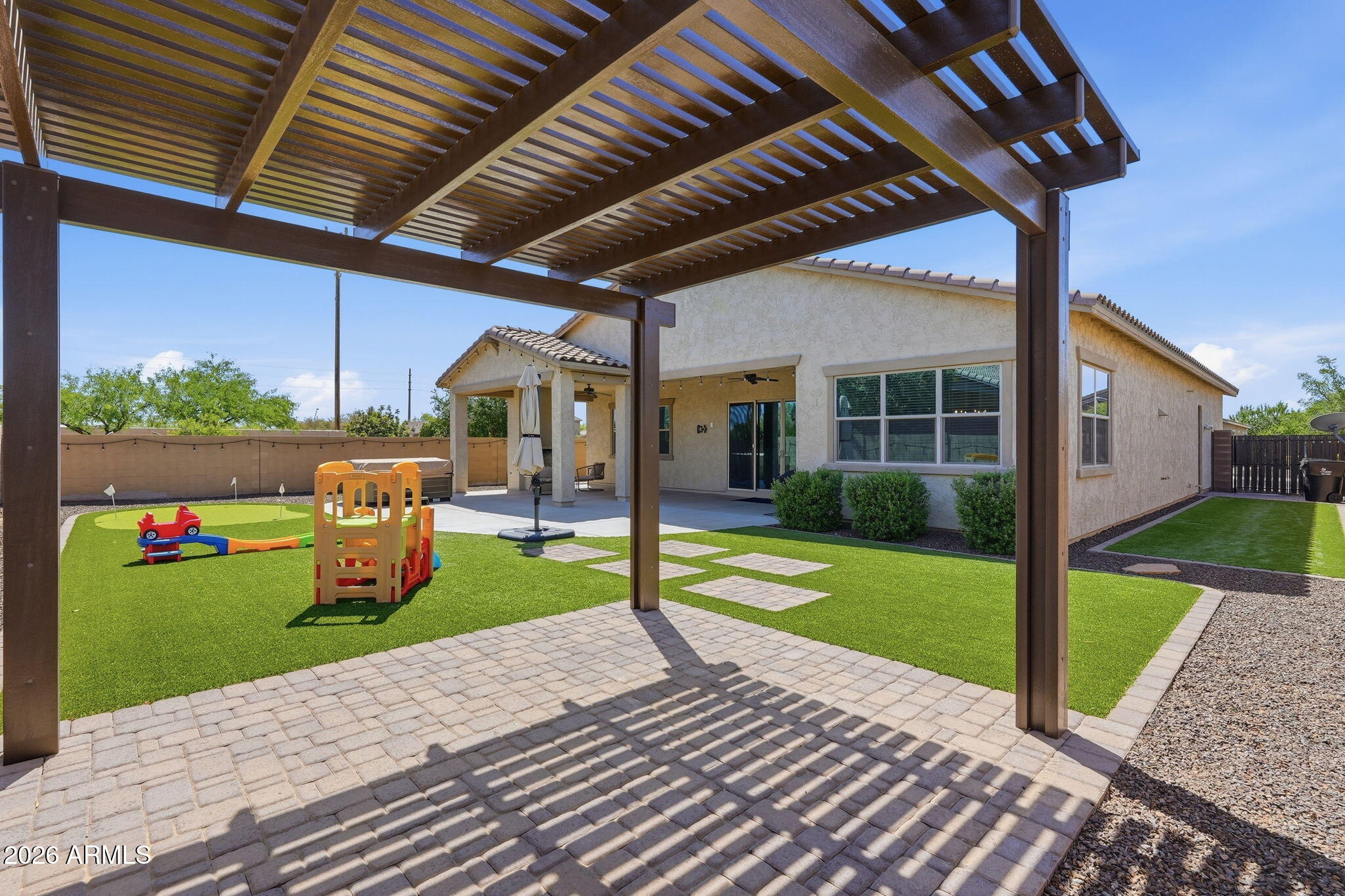 3930 East Chestnut Lane Gilbert, AZ 85298 - Photo 4 of 44