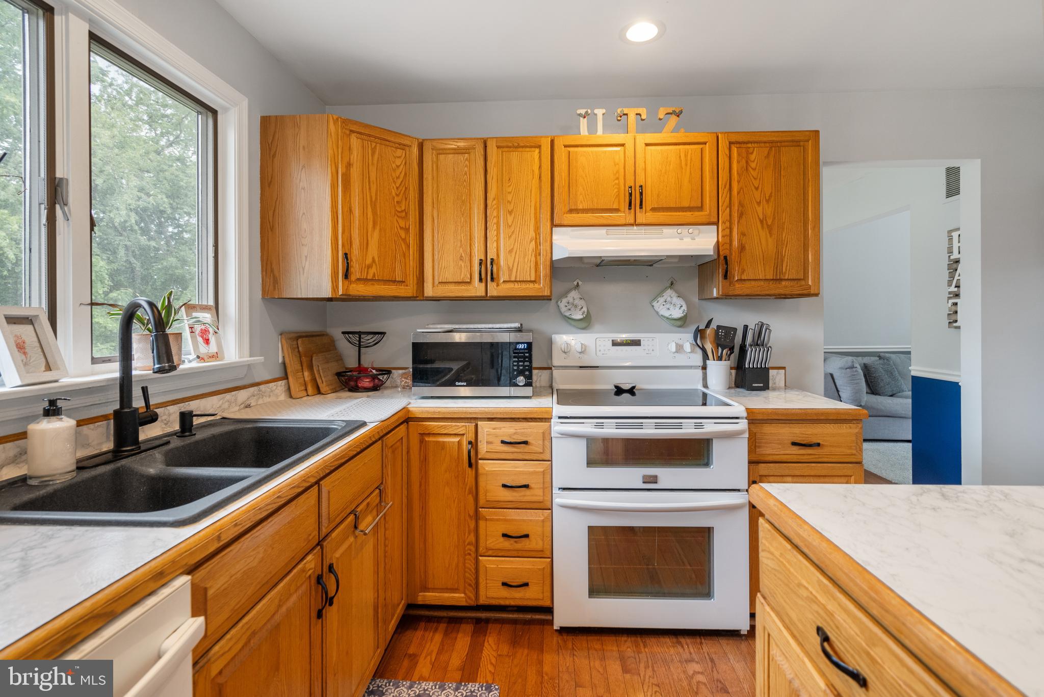 709 Lucabaugh Mill Road Westminster, MD 21157 - Photo 11 of 50 Great Space to Prepare and Cook Holiday Meals!