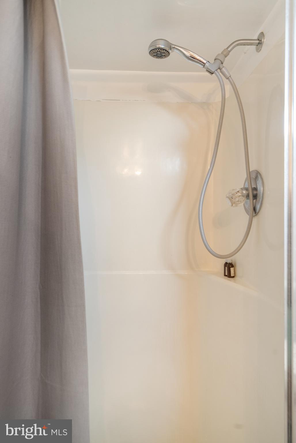709 Lucabaugh Mill Road Westminster, MD 21157 - Photo 36 of 50 Tub and Shower