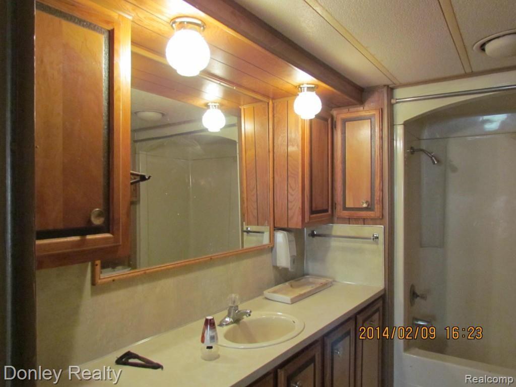 241 South Decker Road Marlette, MI 48453 - Photo 8 of 9 IMG_7694.jpg