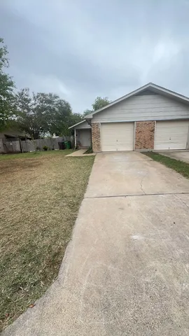 $1,375 | 605 Misty Morning Way, Unit B, Round Rock, TX 78664