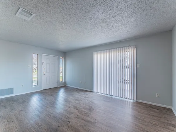 $1,375 | 605 Misty Morning Way, Unit B, Round Rock, TX 78664