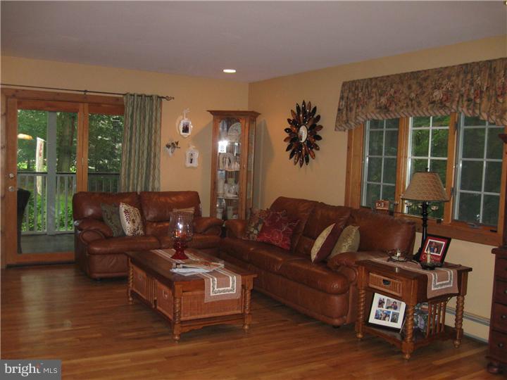 43 Chambers Road Cream Ridge, NJ 08514 - Photo 2 of 25