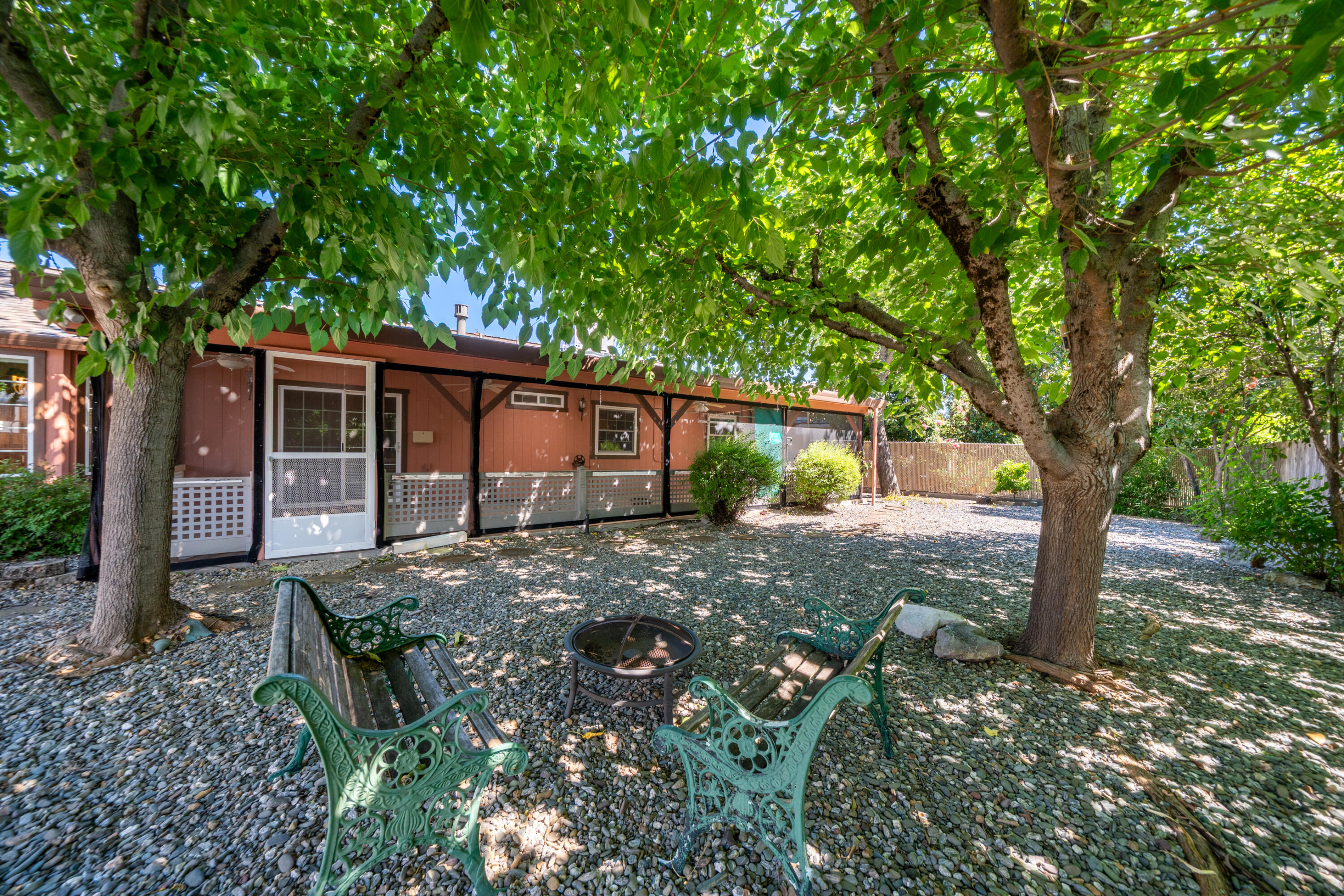 1075 Goodview Way Redding, CA 96003 - Photo 27 of 46 1075 Goodview Way-45