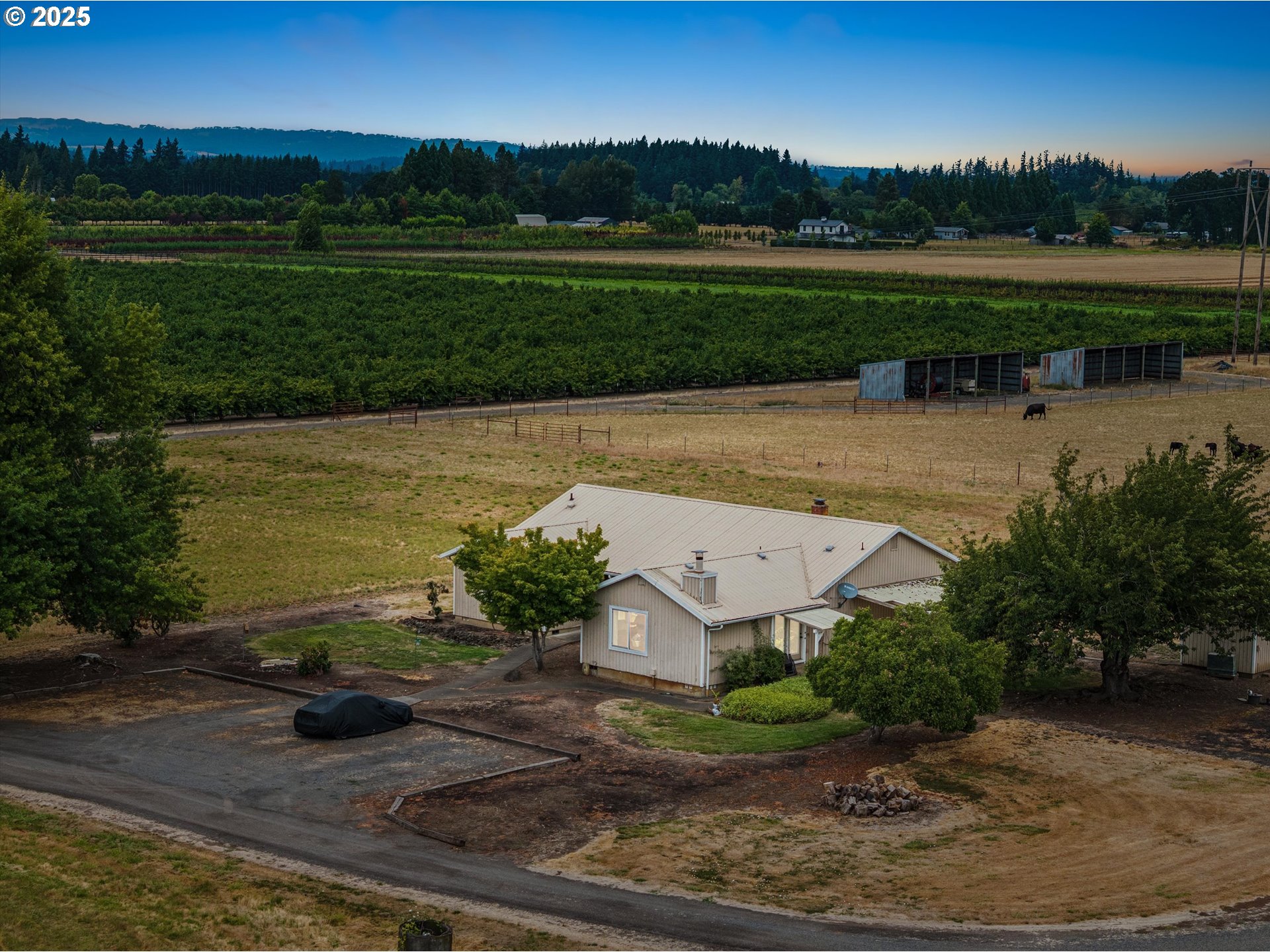 8949 South Gribble Road Canby, OR 97013 - Photo 1 of 48