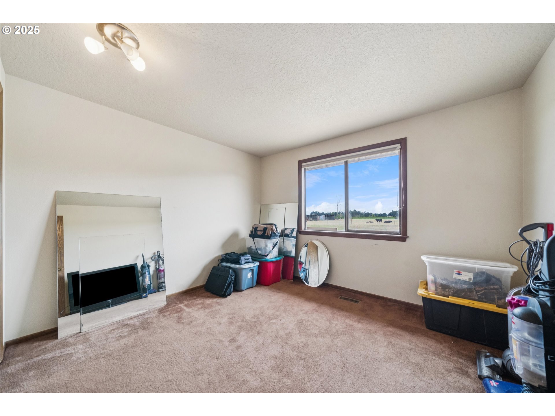 8949 South Gribble Road Canby, OR 97013 - Photo 15 of 48