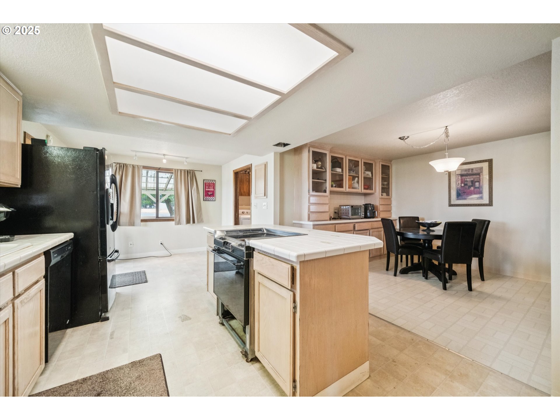 8949 South Gribble Road Canby, OR 97013 - Photo 9 of 48